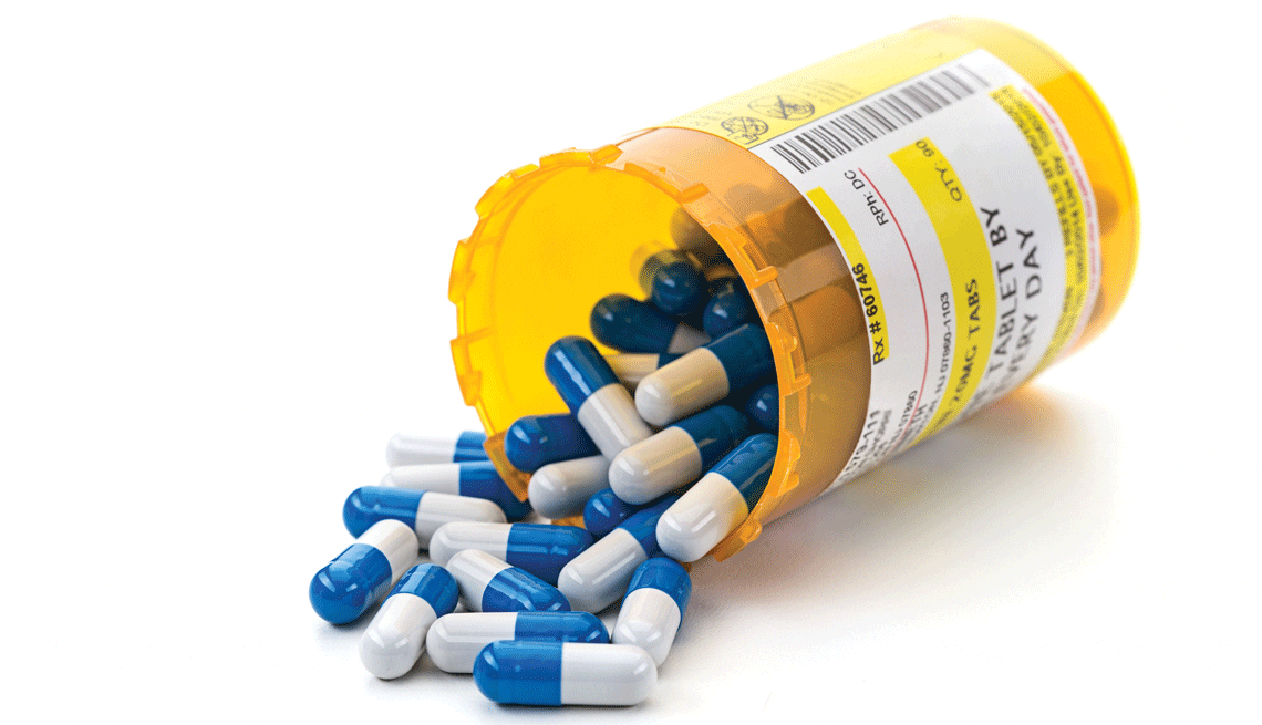 LEAP W18 5Ways MedicationCosts Shutterstock